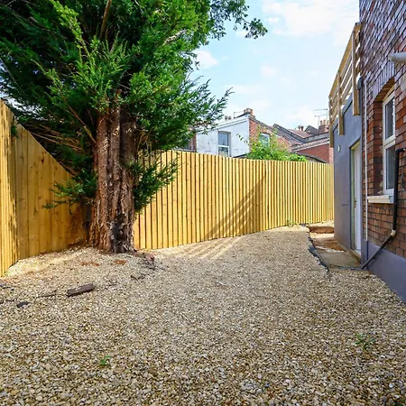 Apartman Brislington Base Super Convenient In South West By Stae-homes