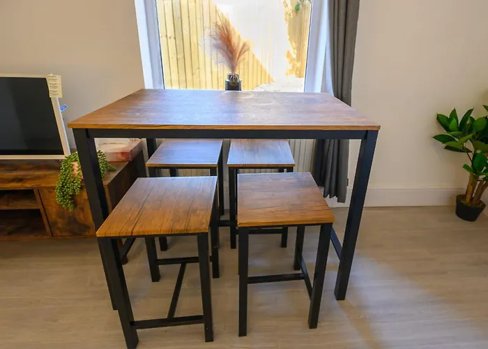 Brislington Base Super Convenient In South West By Stae-homes *