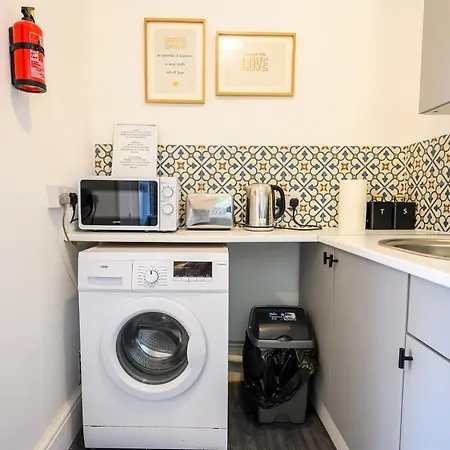 Brislington Base Super Convenient In South West By Stae-homes *