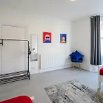 Brislington Base Super Convenient In South West By Stae-homes Apartment *
