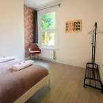 Brislington Base Super Convenient In South West By Stae-homes Μπρίστολ